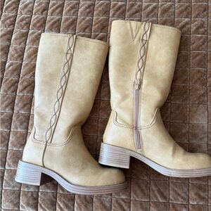 Women's Tan yellow tall Boots
